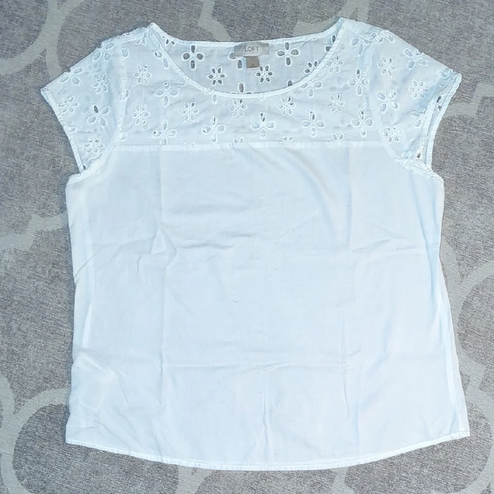 LOFT White Eyelet Floral Blouse - Picture 3 of 4